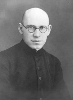 Rozmiar: 9987 bajtów